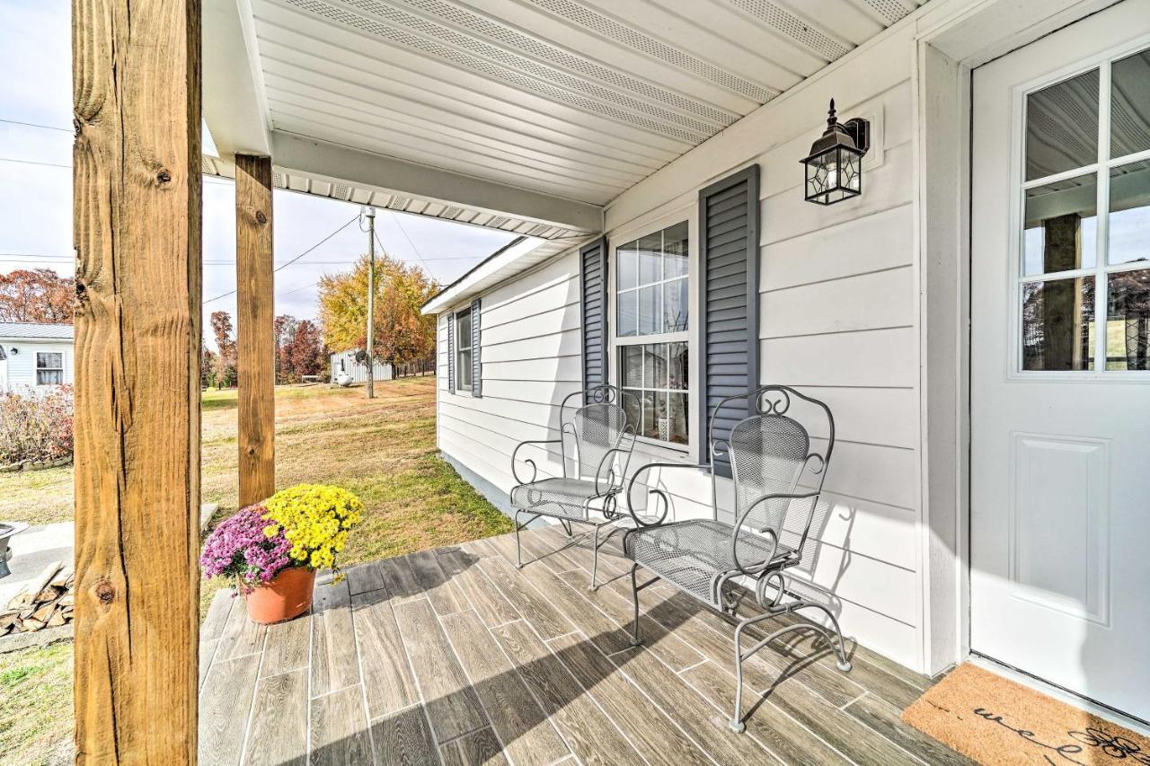 Updated Beattyville Ranch-Style Home With Yard! Exterior photo